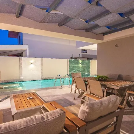 Balmain&sauna,jakuzi ,tuerk Hamami, Pool ,bbq, Isitmali Havuz ,yerden Isitma فيلة *