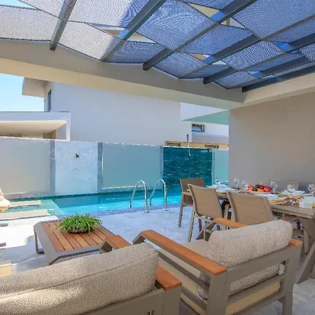 فيلة Balmain&sauna,jakuzi ,tuerk Hamami, Pool ,bbq, Isitmali Havuz ,yerden Isitma *