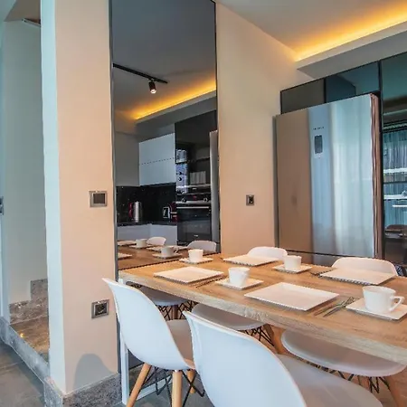 Merkez De Sauna,jakuzi ,tuerk Hamami, Pool ,bbq, Isitmali Havuz ,yerden Isitma Villa Fethiye
