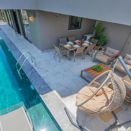 Vilă Balmain&sauna,jakuzi ,tuerk Hamami, Pool ,bbq, Isitmali Havuz ,yerden Isitma Fethiye