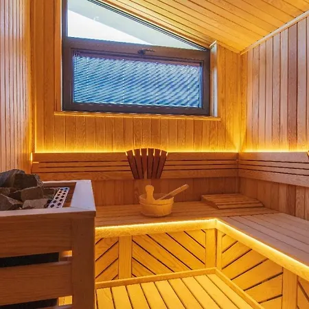 Merkez De Sauna,jakuzi ,tuerk Hamami, Pool ,bbq, Isitmali Havuz ,yerden Isitma * Fethiye
