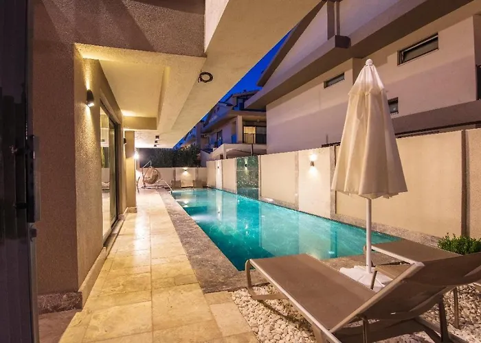 Fethiye Merkez De Sauna,Jakuzi ,Tuerk Hamami, Pool ,Bbq, Isitmali Havuz ,Yerden Isitma Вилла *